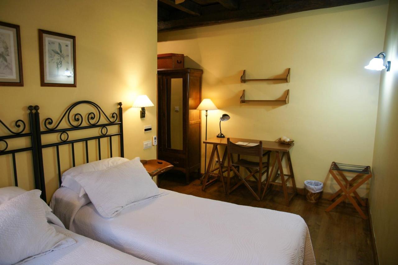 Hotel Rural Irigoienea Urdax Esterno foto