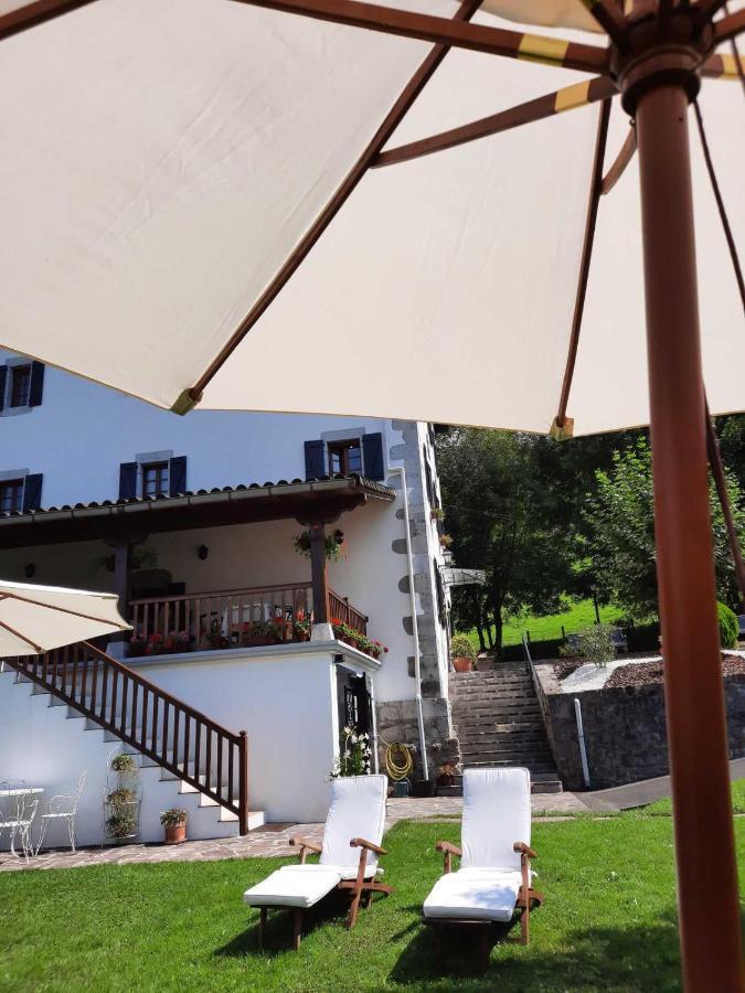 Hotel Rural Irigoienea Urdax Esterno foto