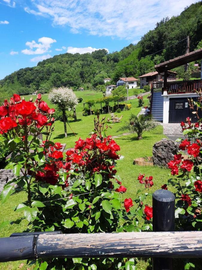 Hotel Rural Irigoienea Urdax Esterno foto