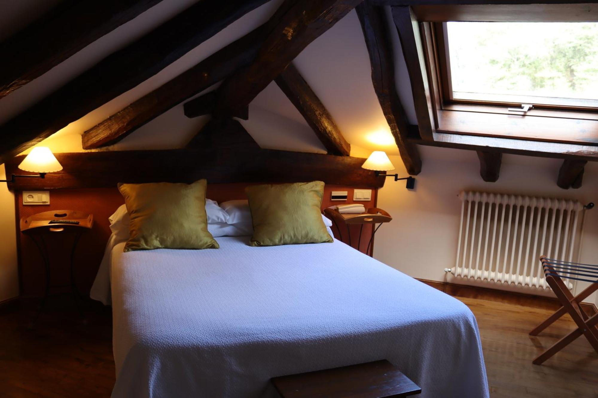Hotel Rural Irigoienea Urdax Esterno foto
